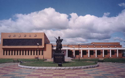 呼伦贝尔鄂伦春博物馆天气