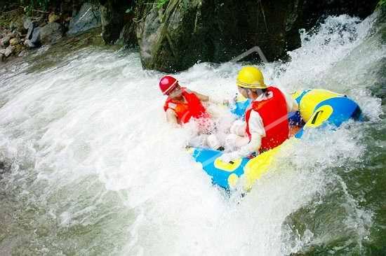 桂林阳朔龙颈河漂流天气 桂林阳朔龙颈河漂流天气